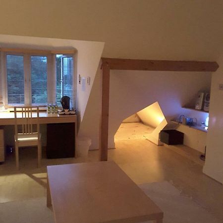 Osterley Studio Room Isleworth Bagian luar foto